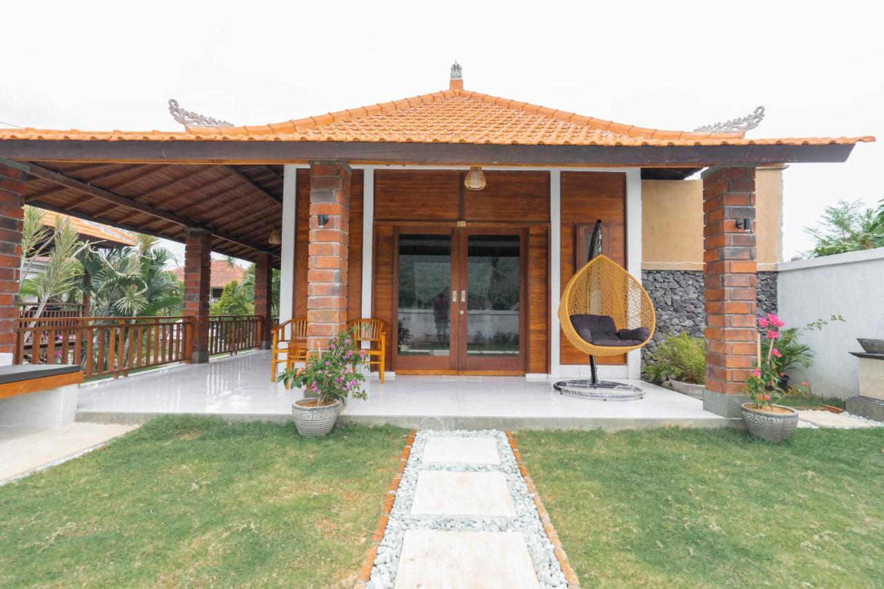 Damar Sanjaya Uttama Villa Amed  Exterior photo